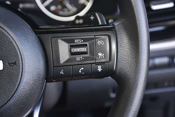 2024 Nissan X-TRAIL ST T33