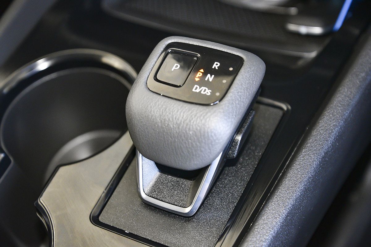 2024 Nissan X-TRAIL ST T33
