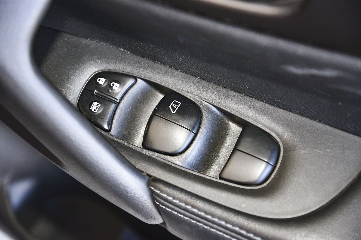 2019 Nissan X-TRAIL ST-L T32 Series II