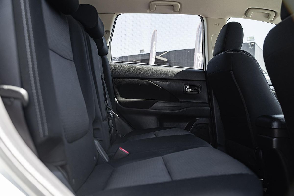 2016 Mitsubishi Outlander LS ZK