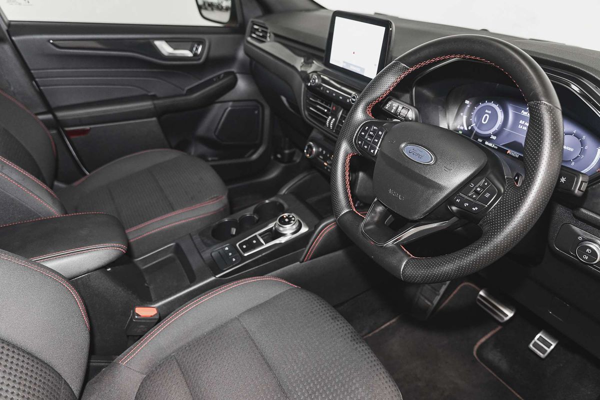 2021 Ford Escape ST-Line ZH