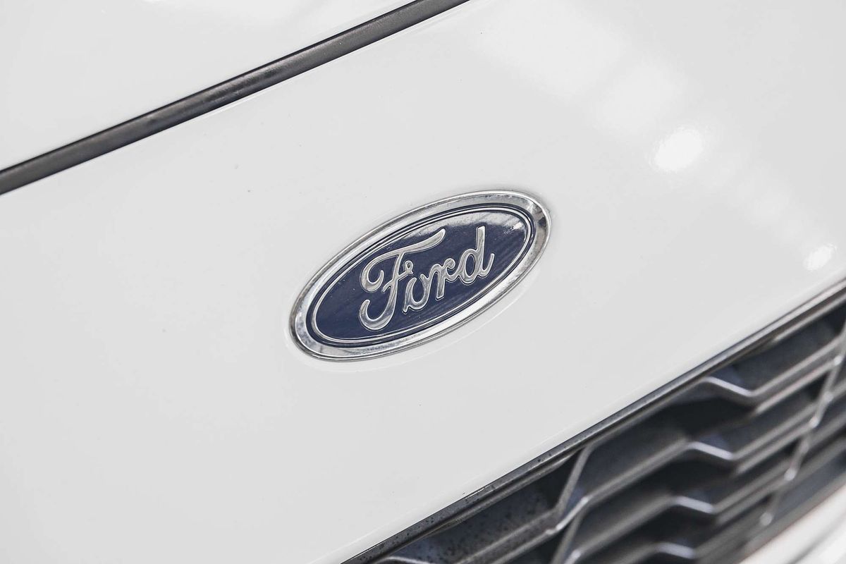 2021 Ford Escape ST-Line ZH