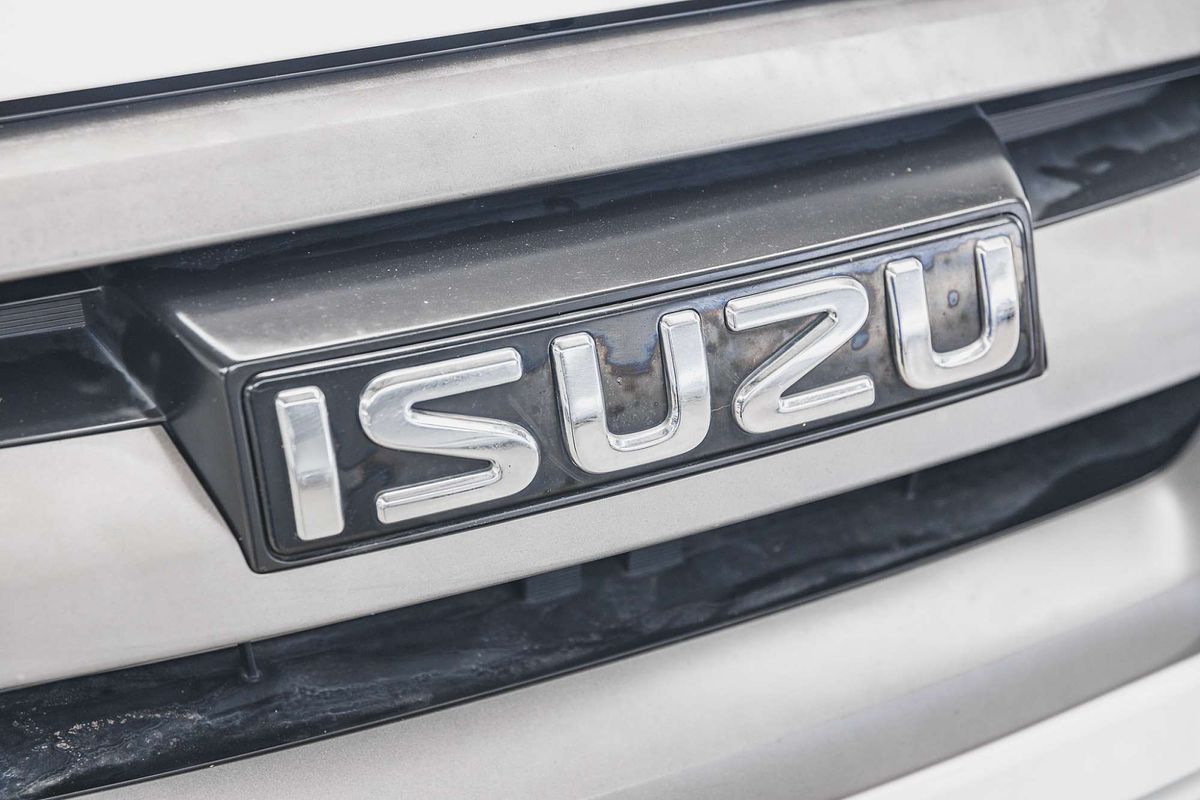 2018 Isuzu D-MAX SX High Ride Rear Wheel Drive