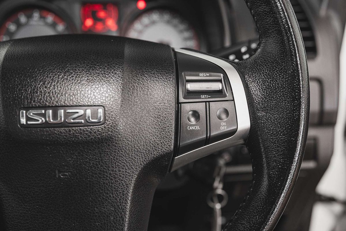 2018 Isuzu D-MAX SX High Ride Rear Wheel Drive
