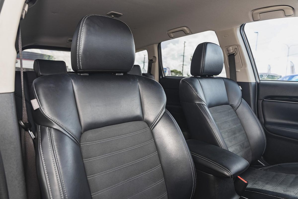 2019 Mitsubishi Outlander LS ZL