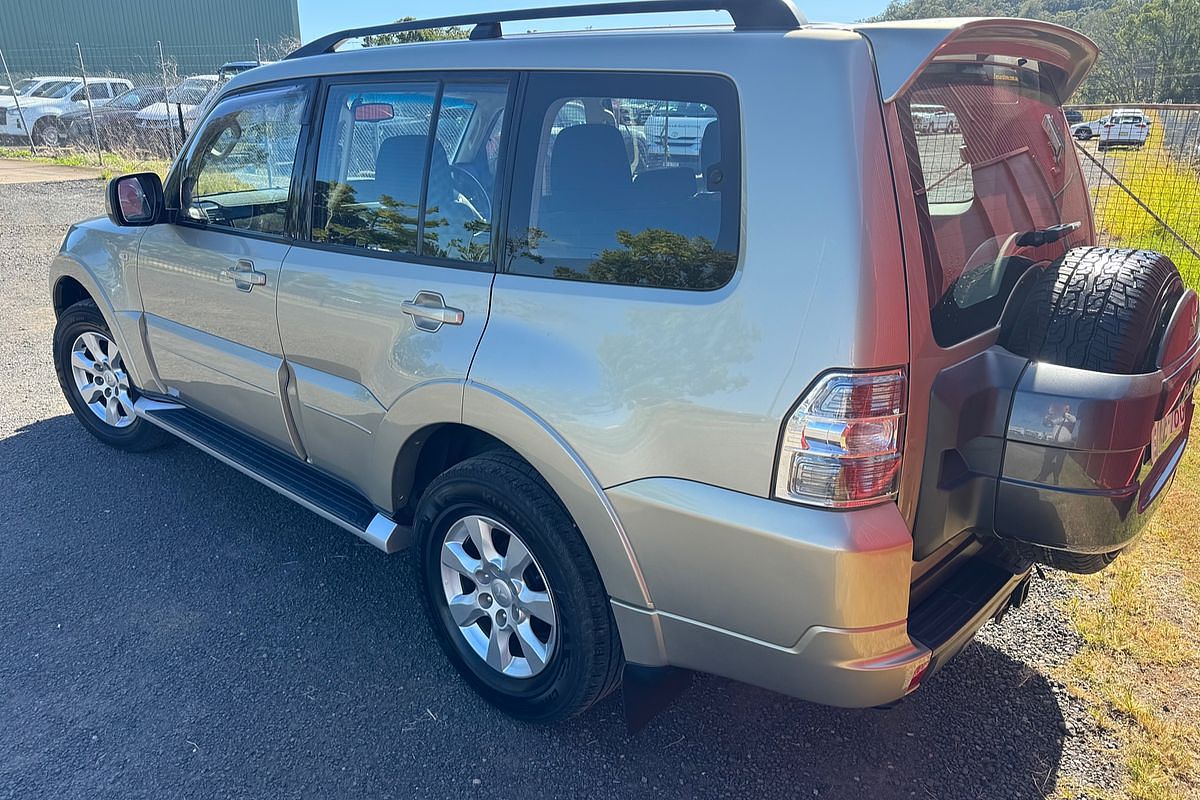 2014 Mitsubishi Pajero GLX-R NW