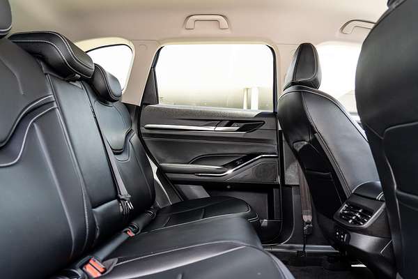 2023 GWM Haval H6 Lux Hybrid B01