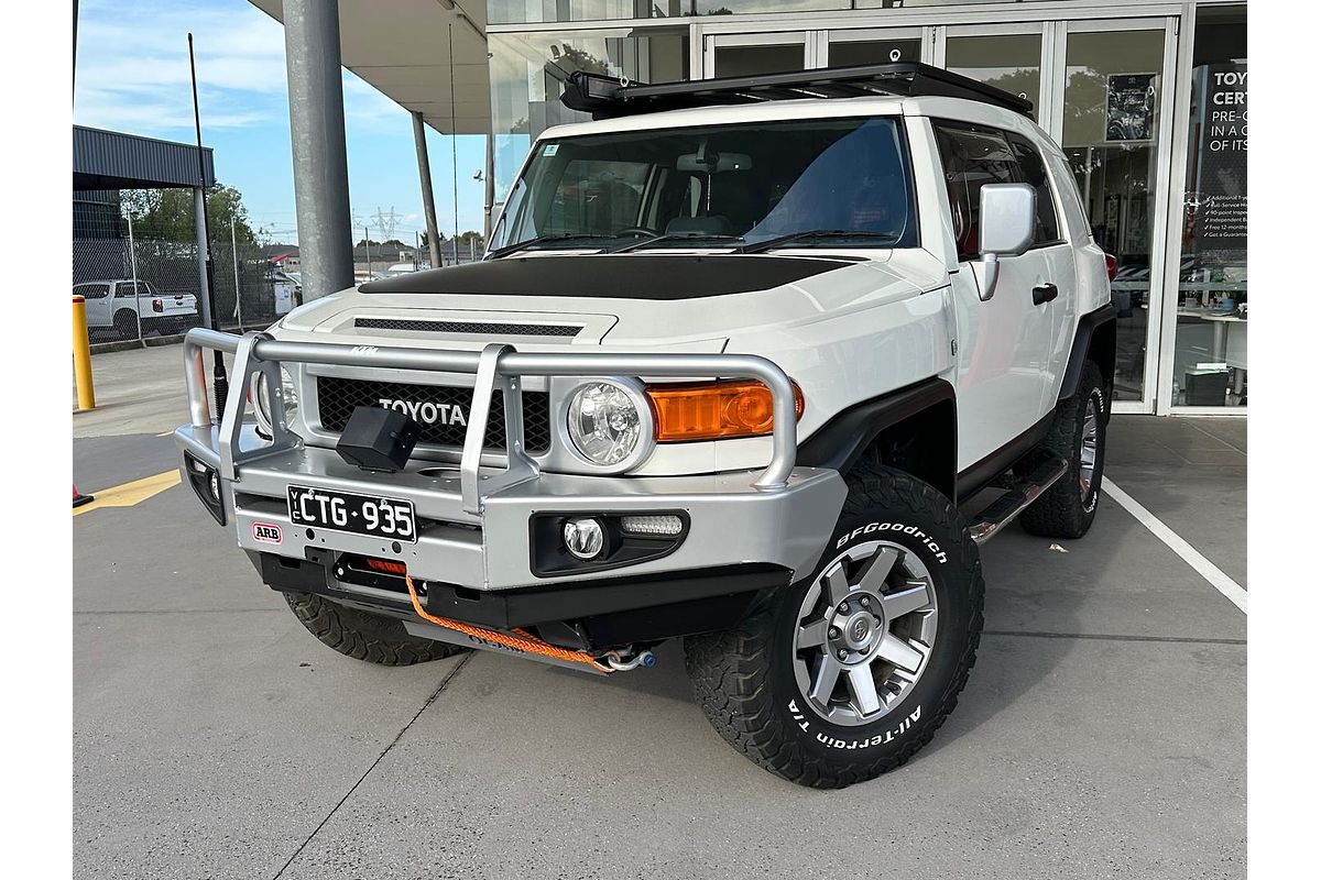 2013 Toyota FJ Cruiser GSJ15R