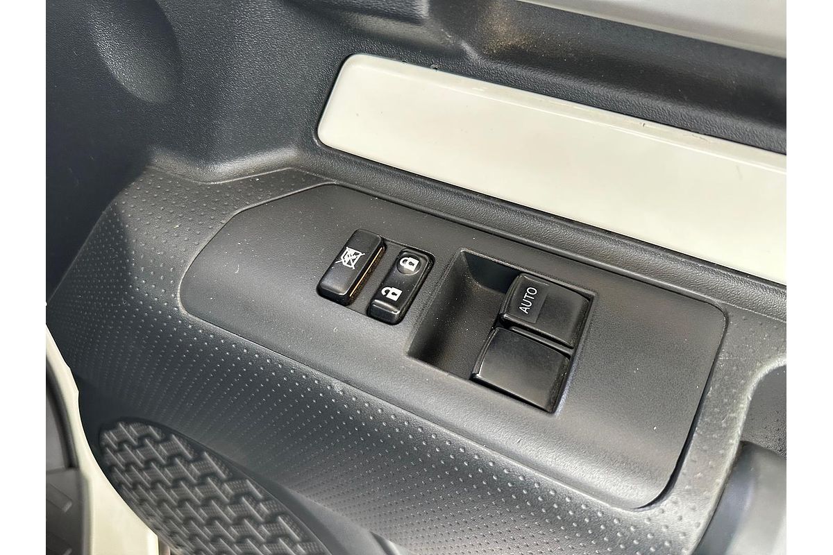 2013 Toyota FJ Cruiser GSJ15R