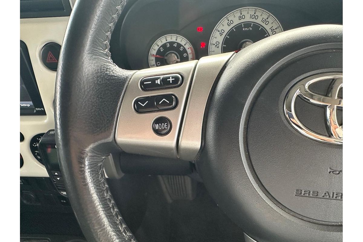 2013 Toyota FJ Cruiser GSJ15R