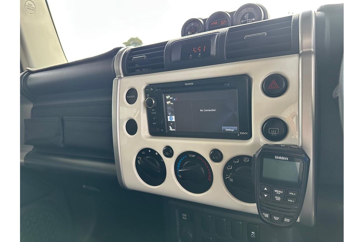 2013 Toyota FJ Cruiser GSJ15R