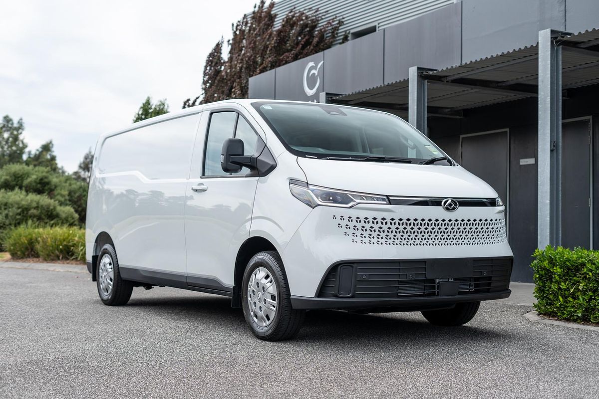 2024 LDV Deliver 7 LWB