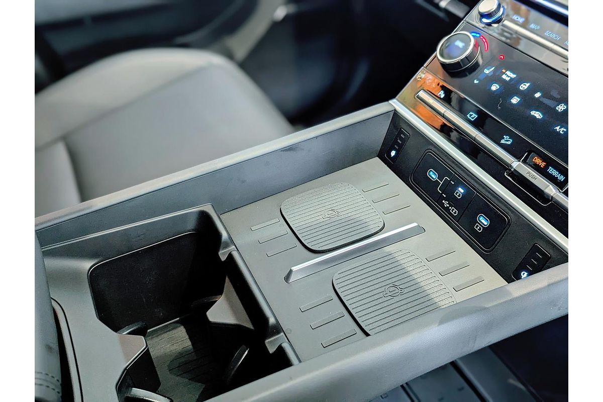2024 Hyundai Santa Fe Hybrid Elite MX5.V1