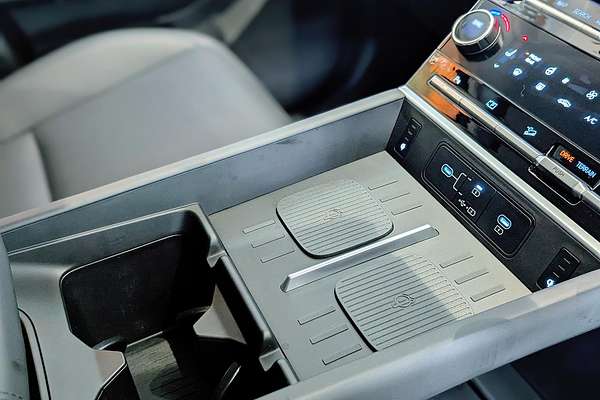 2024 Hyundai Santa Fe Hybrid Elite MX5.V1