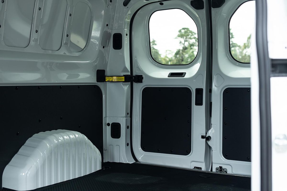 2024 LDV Deliver 7 LWB