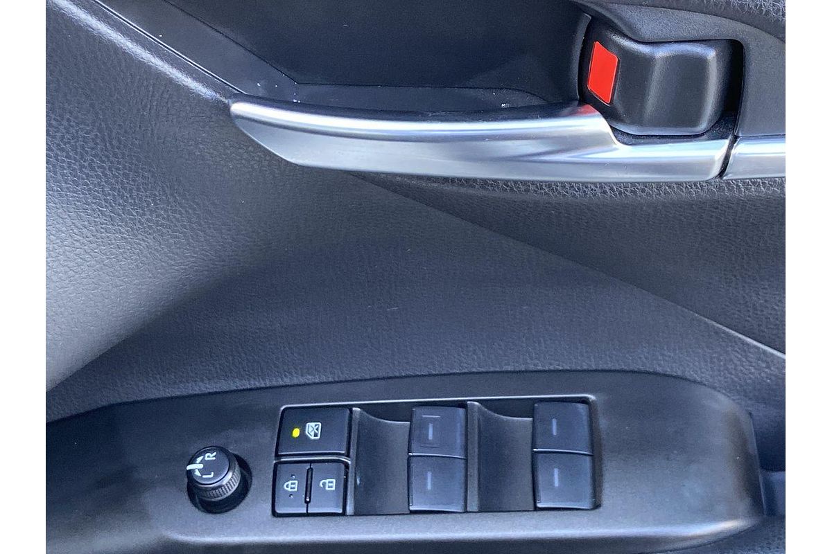 2021 Toyota Camry Ascent AXVH70R