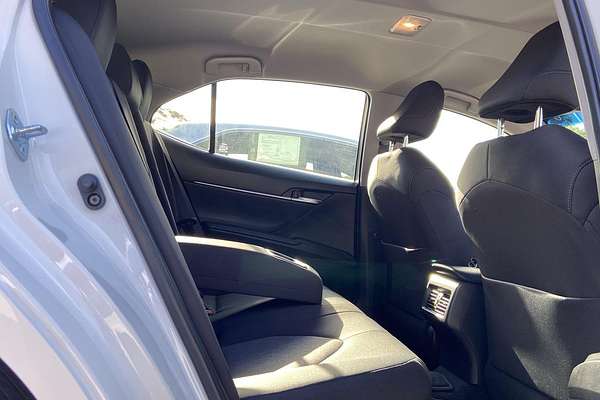 2021 Toyota Camry Ascent AXVH70R