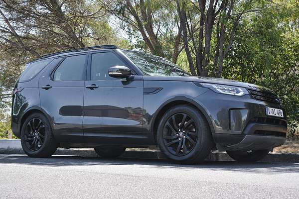 2019 Land Rover Discovery SD4 SE Series 5