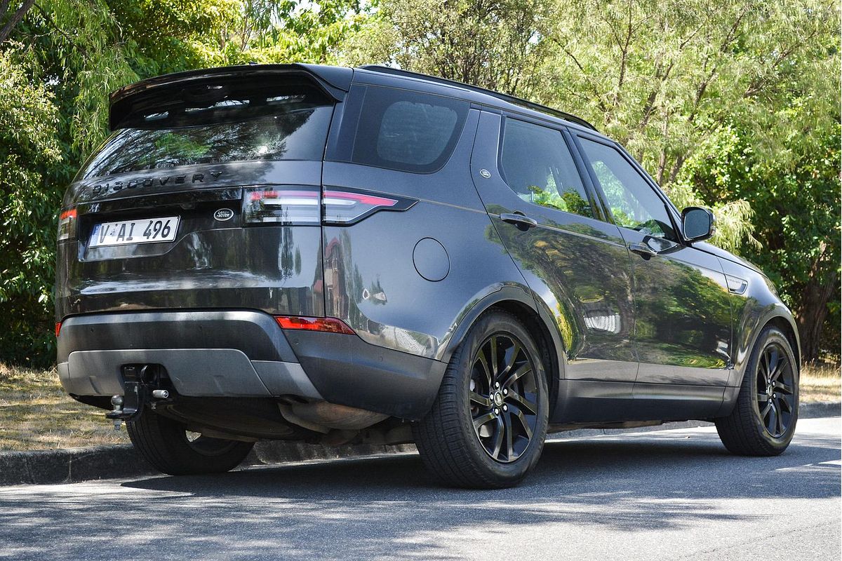 2019 Land Rover Discovery SD4 SE Series 5