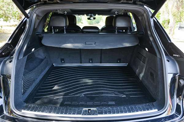 2019 Porsche Cayenne 9YA