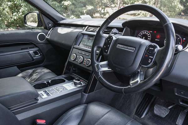 2019 Land Rover Discovery SD4 SE Series 5