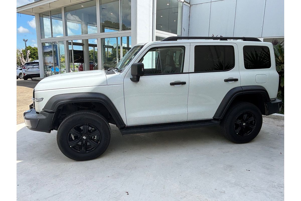 2023 GWM Tank 300 Lux Hybrid P01