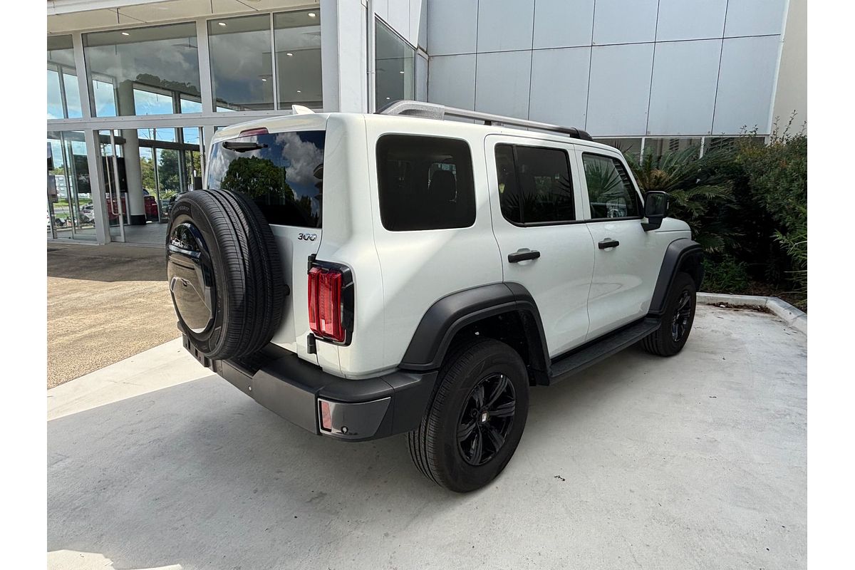2023 GWM Tank 300 Lux Hybrid P01