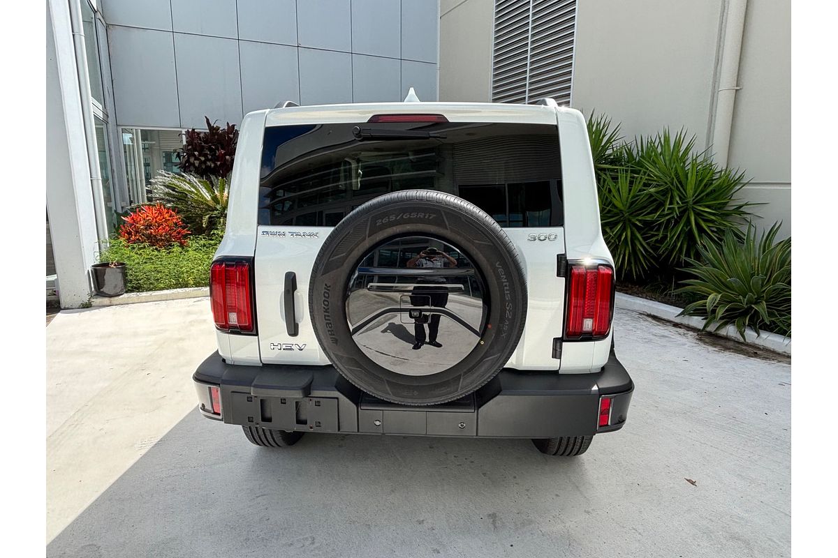 2023 GWM Tank 300 Lux Hybrid P01