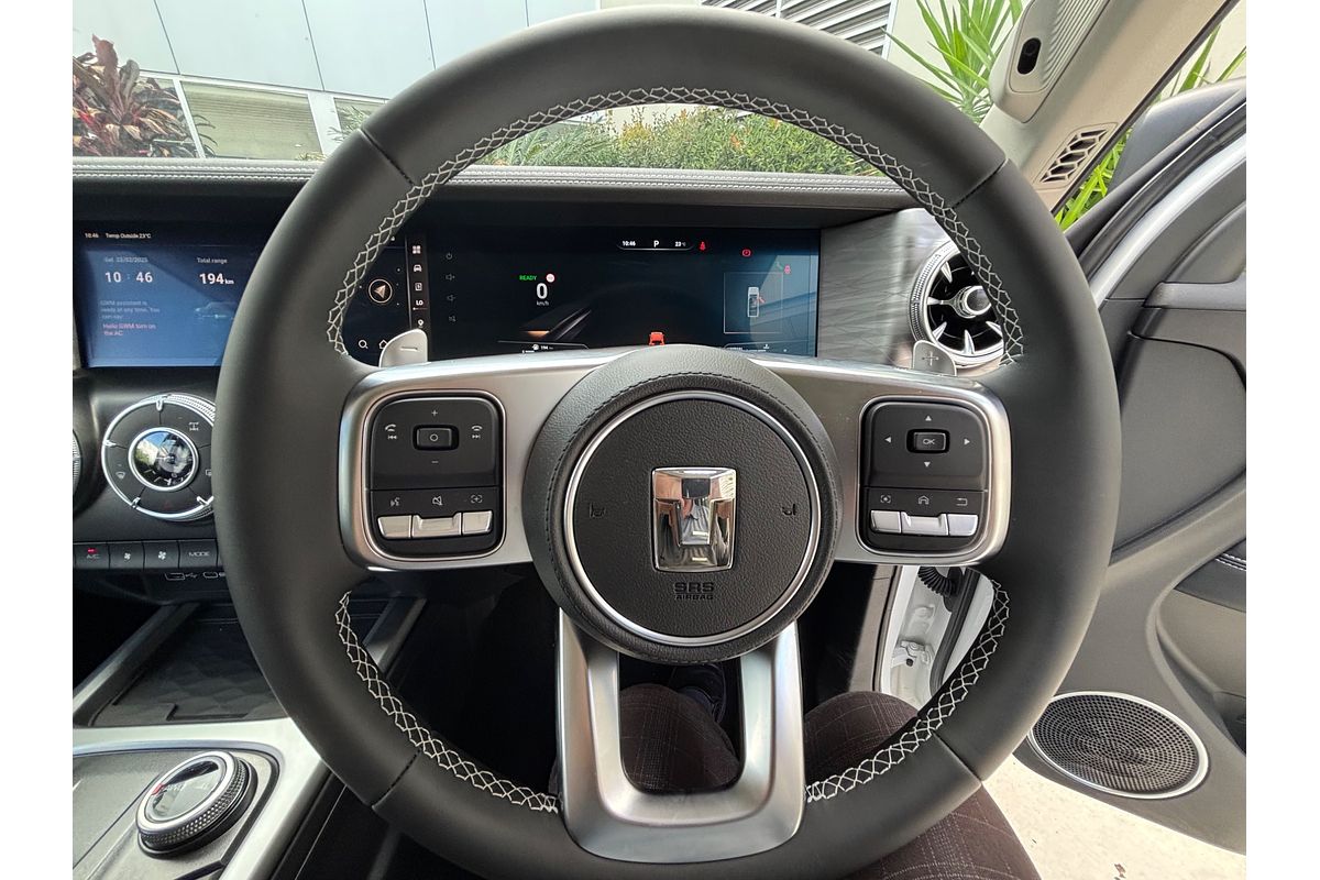 2023 GWM Tank 300 Lux Hybrid P01