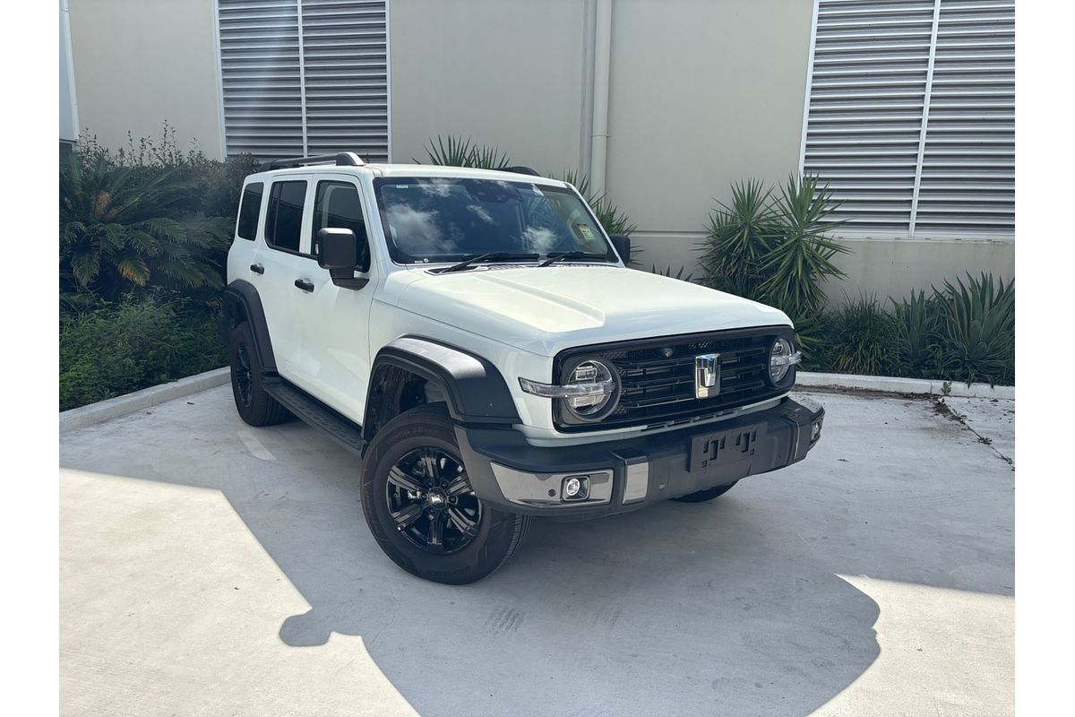 2023 GWM Tank 300 Lux Hybrid P01