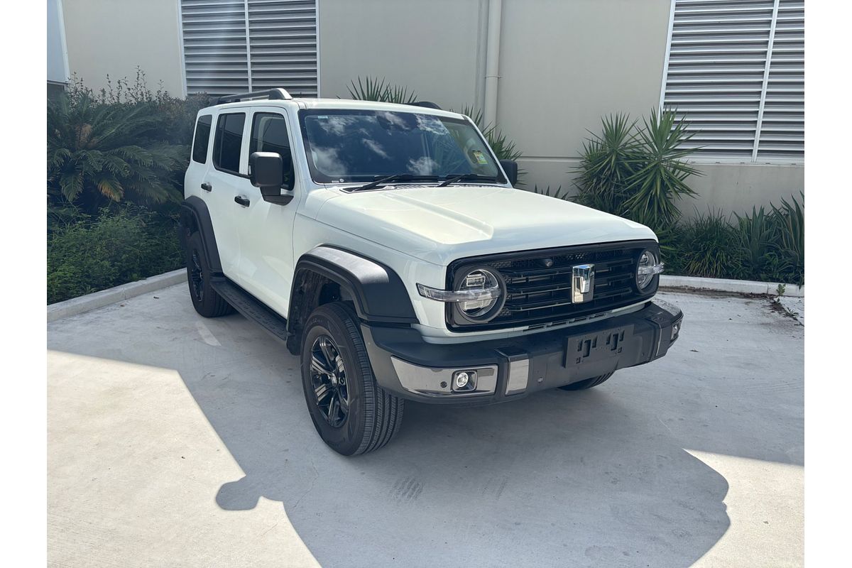 2023 GWM Tank 300 Lux Hybrid P01
