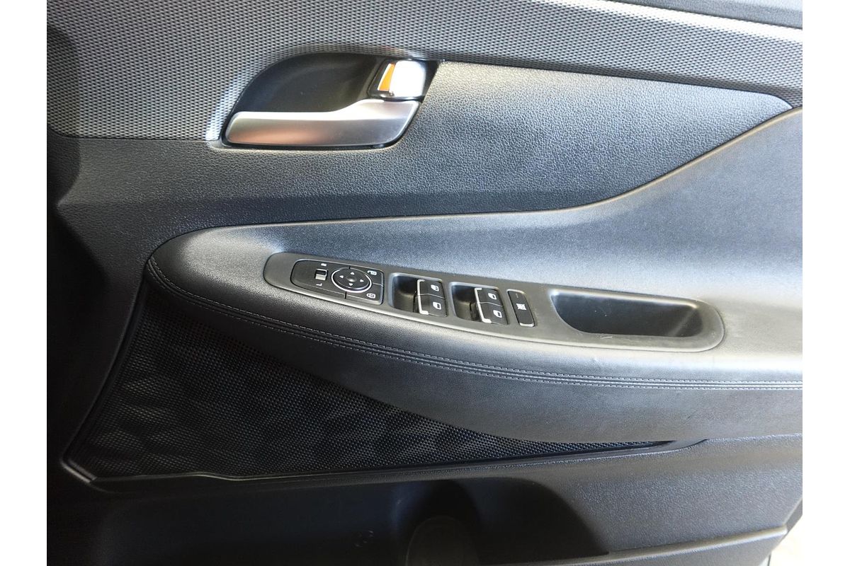 2020 Hyundai Santa Fe Active TM.2