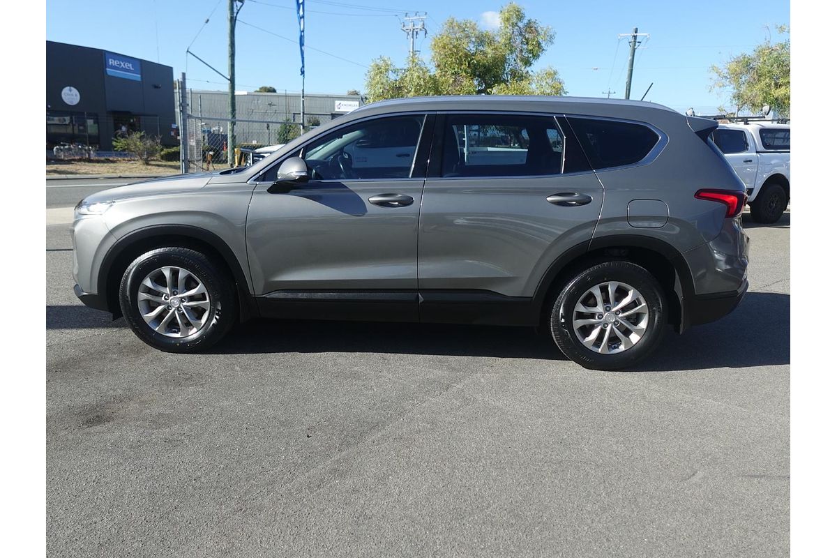 2020 Hyundai Santa Fe Active TM.2
