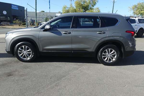 2020 Hyundai Santa Fe Active TM.2