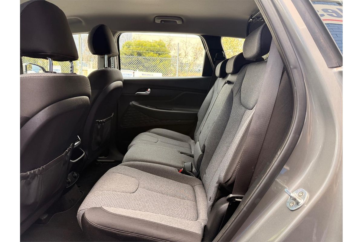 2020 Hyundai Santa Fe Active TM.2