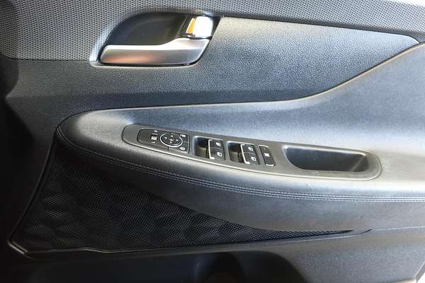 2020 Hyundai Santa Fe Active TM.2