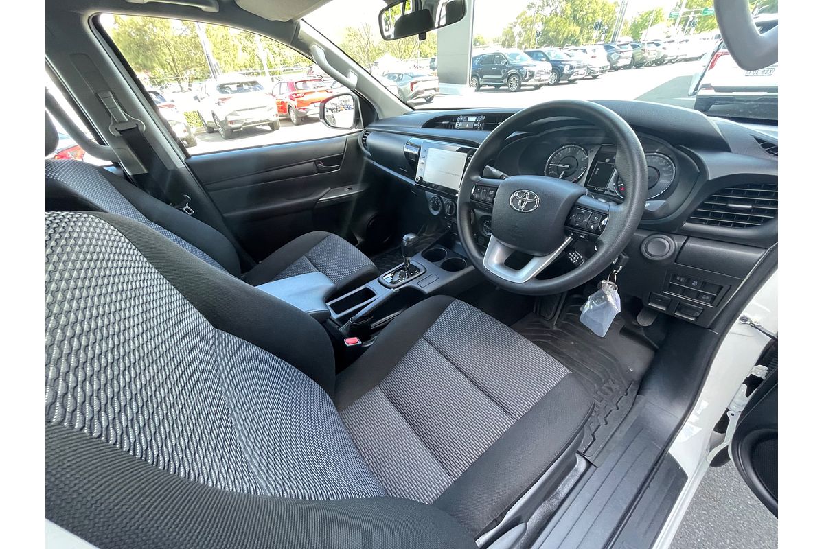 2024 Toyota Hilux Workmate GUN125R 4X4