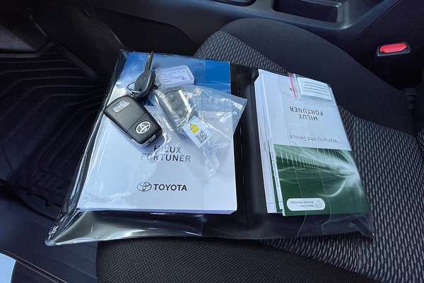 2024 Toyota Hilux Workmate GUN125R 4X4