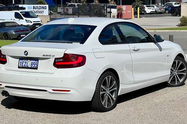 2016 BMW 2 Series 220d Sport Line F22