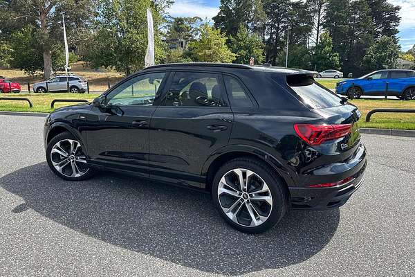 2025 Audi Q3 40 TFSI S line F3