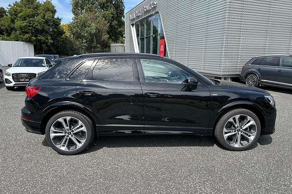 2025 Audi Q3 40 TFSI S line F3