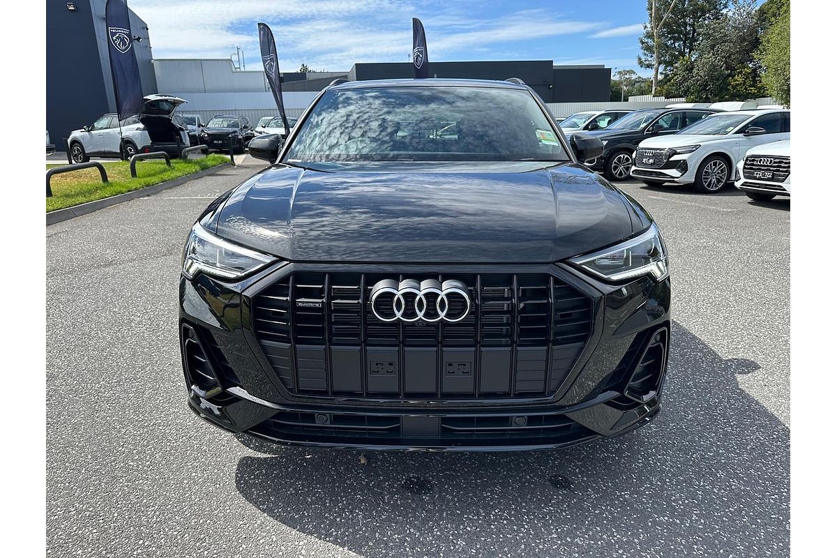2025 Audi Q3 40 TFSI S line F3