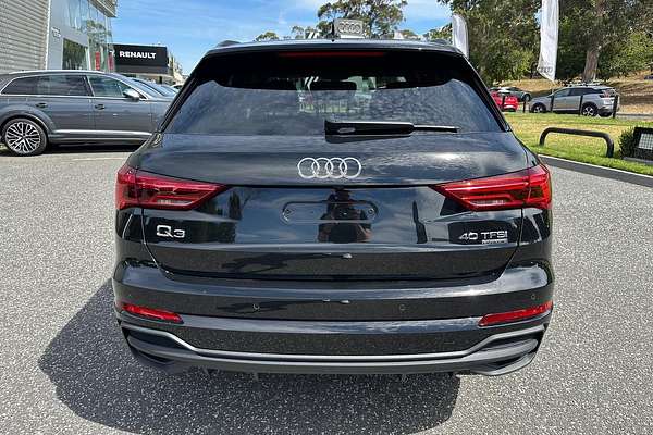 2025 Audi Q3 40 TFSI S line F3