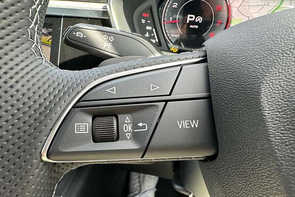 2025 Audi Q3 40 TFSI S line F3