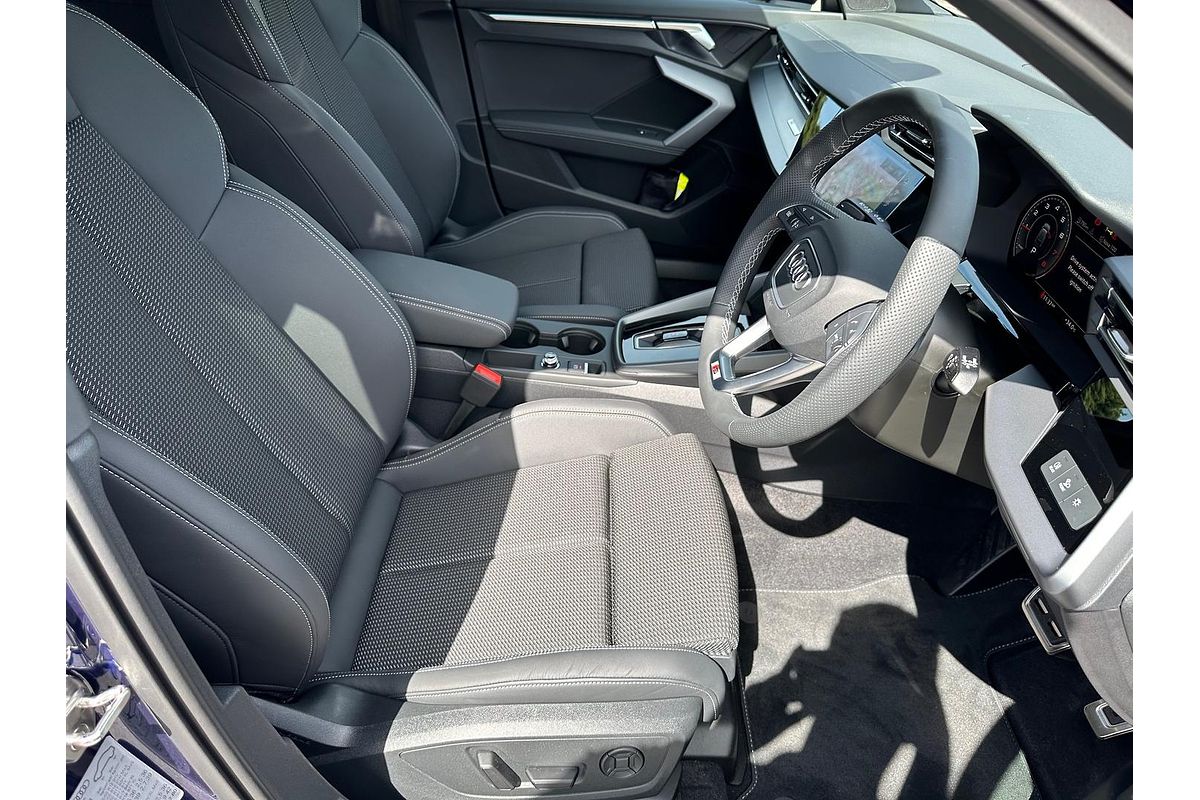2025 Audi A3 35 TFSI S line GY
