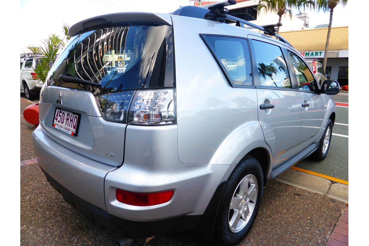 2010 Mitsubishi Outlander LS ZH