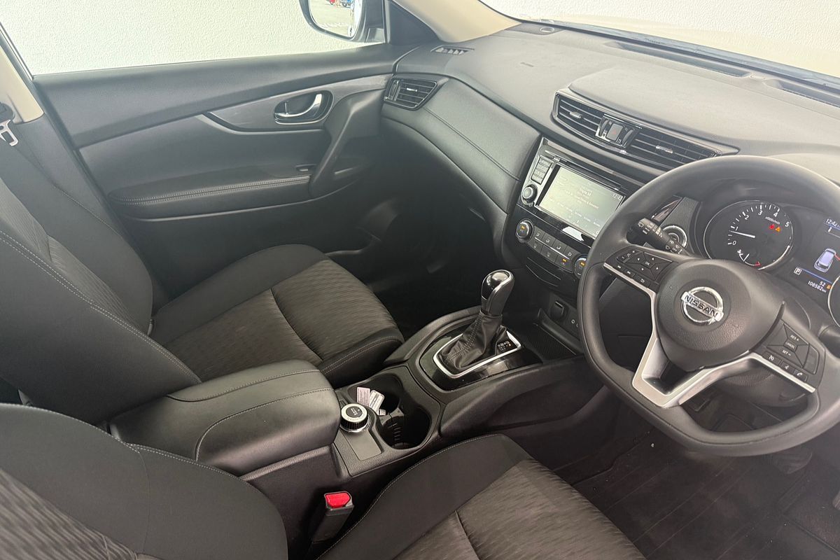 2022 Nissan X-TRAIL ST T32