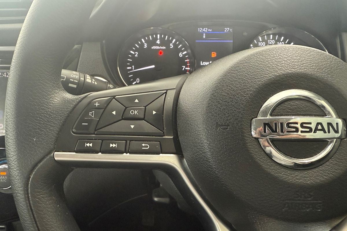 2022 Nissan X-TRAIL ST T32