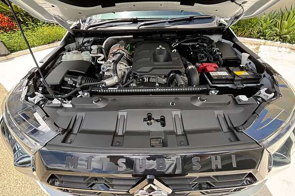 2024 Mitsubishi Triton GLS MV 4X4