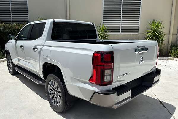 2024 Mitsubishi Triton GLS MV 4X4